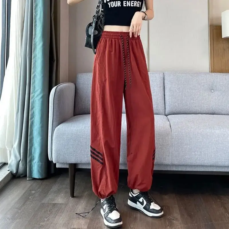 Fashion Versatile Woman Clothing Harajuku Quick Dry Stripes Pants High Waist Ice Silk Spring Summer New Sports Straight Trousers
Fashion Versatile Woman Clothing Harajuku Quick Dry Stripes Pants High Waist Ice Silk Spring Summer New Sports Straight Trousers