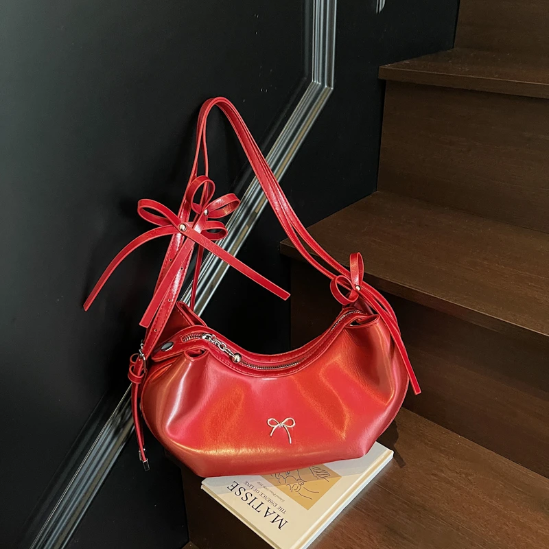 2025 Fashionable New Glossy PU Half Moon Shoulder Bags Solid Zipper High Quality Stylish Design Exquisite Armpit Bags for Women
2025 Fashionable New Glossy PU Half Moon Shoulder Bags Solid Zipper High Quality Stylish Design Exquisite Armpit Bags for Women