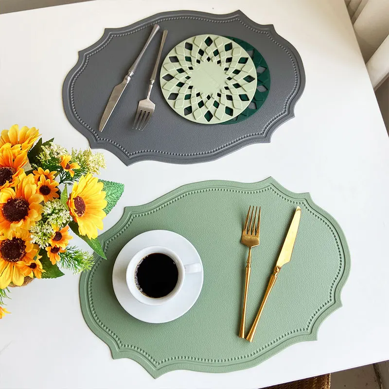 1/4/6PCS Shaped PU Placemat Set Faux Leather Kitchen Dining Table Pad Luxury Place Mat Tableware Cafe Pad 식탁매트 Green Cream Black
1/4/6PCS Shaped PU Placemat Set Faux Leather Kitchen Dining Table Pad Luxury Place Mat Tableware Cafe Pad 식탁매트 Green Cream Black