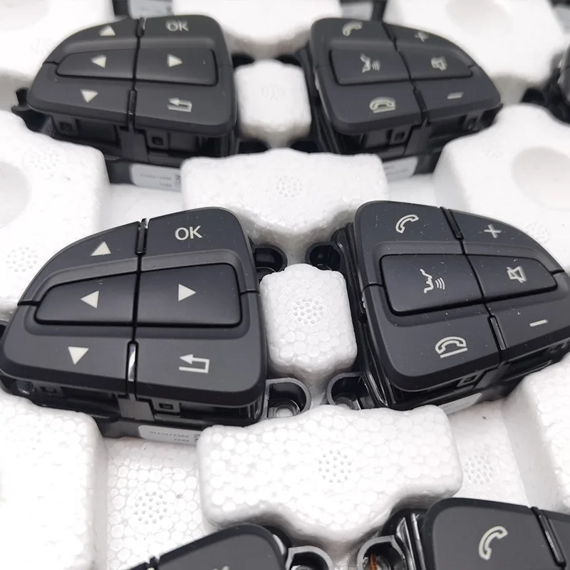suitable for Mercedes-Benz W205w213glc C180c200c300 E200e300 Steering Wheel Buttons Button Switch
suitable for Mercedes-Benz W205w213glc C180c200c300 E200e300 Steering Wheel Buttons Button Switch