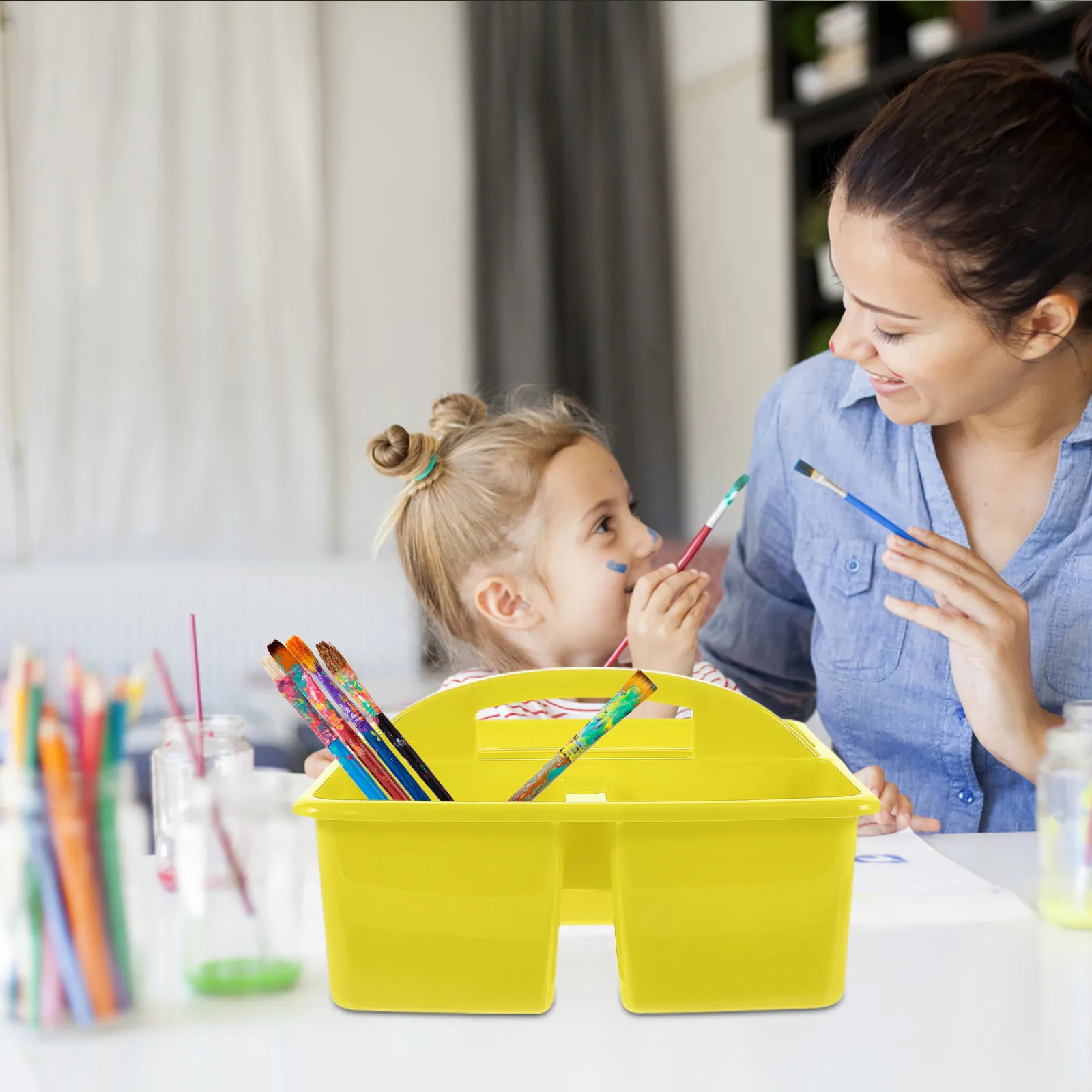 Набор из 2-х переносных корзин для хранения с ручками, органайзер большой вместимости для художественных принадлежностей, канцелярских товаров, для класса/учебных заведений
Набор из 2-х переносных корзин для хранения с ручками, органайзер большой вместимости для художественных принадлежностей, канцелярских товаров, для класса/учебных заведений