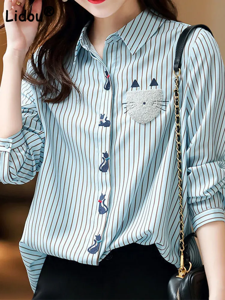 Casual Loose Striped Cat Embroidery Button Fashion Woman Blouses 2022 New Summer Polo-Neck Office Lady Tops Kawaii Vintage Shirt
Casual Loose Striped Cat Embroidery Button Fashion Woman Blouses 2022 New Summer Polo-Neck Office Lady Tops Kawaii Vintage Shirt