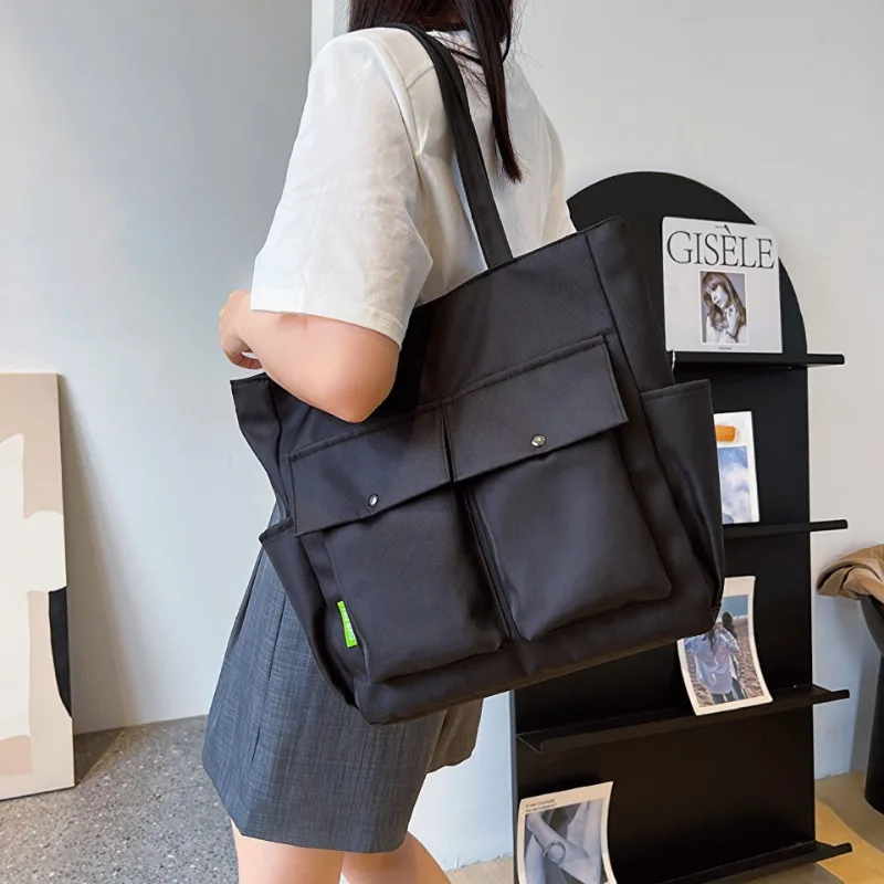 Black Tote Handbags New Shoulder Bag College Student Class Cloth Large Capacity Commuting Tote Bags
Black Tote Handbags New Shoulder Bag College Student Class Cloth Large Capacity Commuting Tote Bags