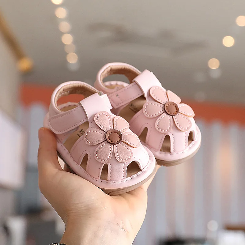 Fashion Girls Shoe Versatile Toe Sandals Soft Soled Children Shoes Anti Slip Baby Shoes Soft Soled Princess Shoe Light Walk Shoe
Fashion Girls Shoe Versatile Toe Sandals Soft Soled Children Shoes Anti Slip Baby Shoes Soft Soled Princess Shoe Light Walk Shoe