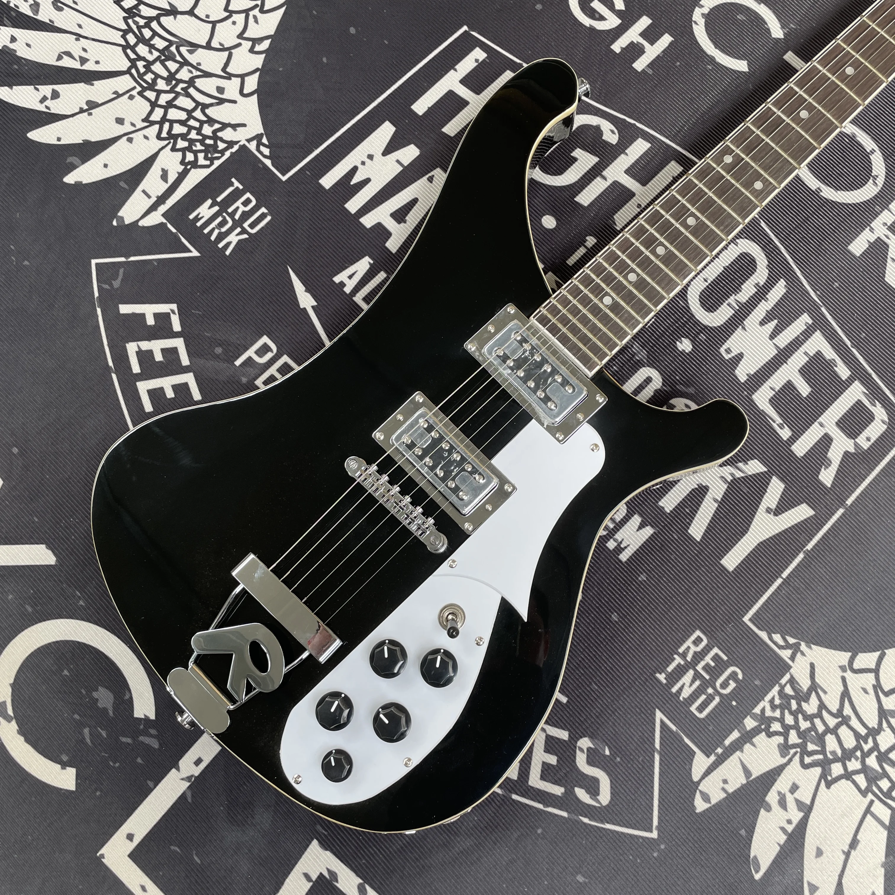 6-String Electric Guitar, High-Output Pickup, R-Type Tremolo System Guitars, Vintage Rock Stage Performance Guitarra
6-String Electric Guitar, High-Output Pickup, R-Type Tremolo System Guitars, Vintage Rock Stage Performance Guitarra