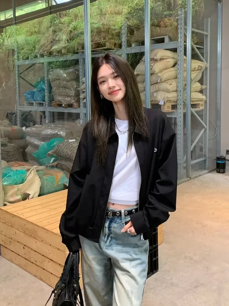 Lumoder Women's ort Loose Fit Jaet Thin Bla Windproof Summer Faion Nylon Spandex Blend Long Sve Zipper Closure Coat
Lumoder Women's ort Loose Fit Jaet Thin Bla Windproof Summer Faion Nylon Spandex Blend Long Sve Zipper Closure Coat