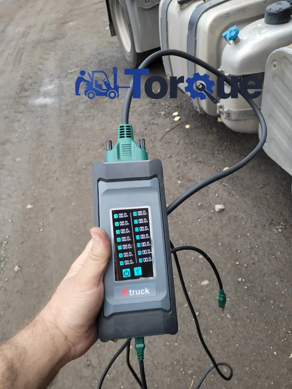 X005 Plus Forced Regeneration of DPF Data Read flash Truck Diagnostic Tool for SHACMAN WEICHAI SINOTRUK CNHTC Howo DongFeng FAW
X005 Plus Forced Regeneration of DPF Data Read flash Truck Diagnostic Tool for SHACMAN WEICHAI SINOTRUK CNHTC Howo DongFeng FAW