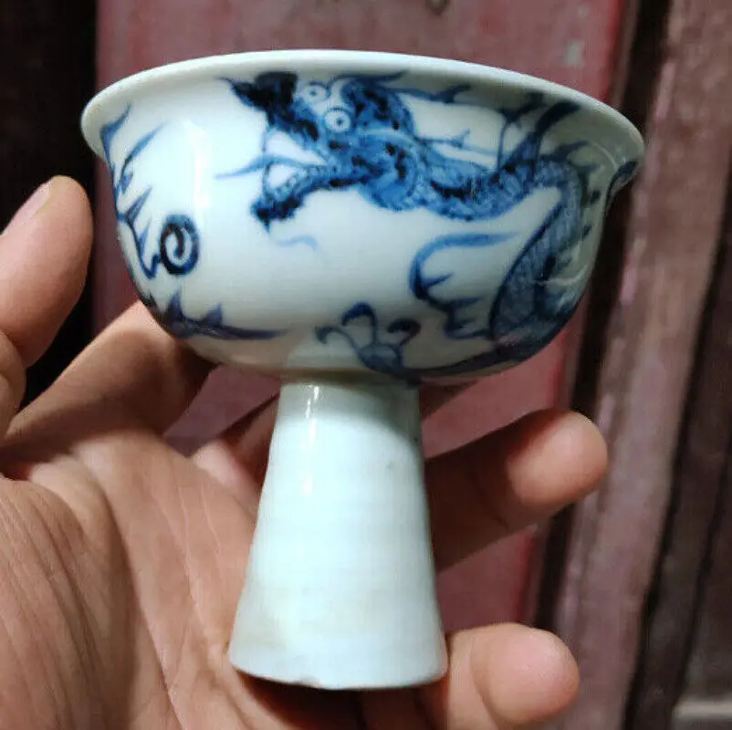 Chinese Classic Yuan Dynasty Blue and White Dragon Pattern Ceramic High Foot Cup
Chinese Classic Yuan Dynasty Blue and White Dragon Pattern Ceramic High Foot Cup