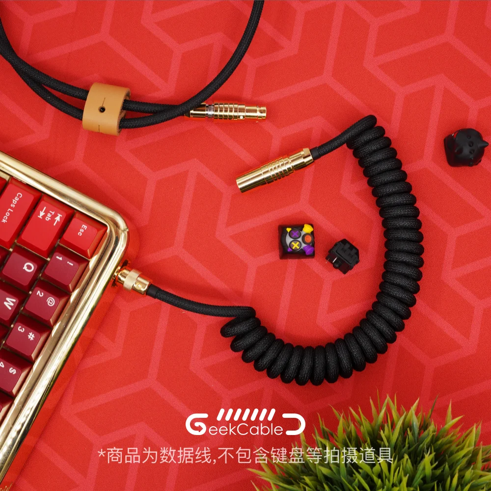 Off the shelf GeekCable pure manual customized keyboard data cable rear aviation plug gold hardware woven black
Off the shelf GeekCable pure manual customized keyboard data cable rear aviation plug gold hardware woven black
