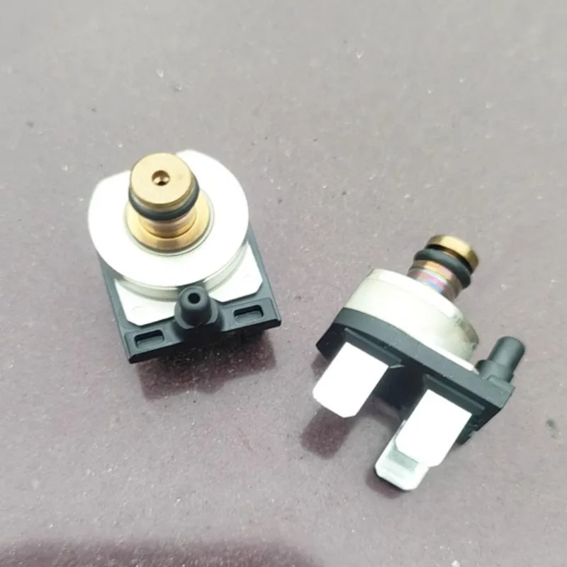For Haval Genuine Transmission Relay Circuit Board Odd and Even Sensors Transmission Pressure Switch
For Haval Genuine Transmission Relay Circuit Board Odd and Even Sensors Transmission Pressure Switch