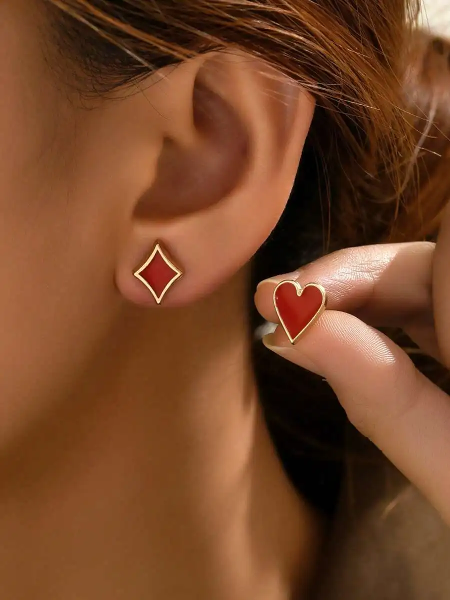 4pcs Set Heart And Diamond Shape Stud Earrings For Women
4pcs Set Heart And Diamond Shape Stud Earrings For Women