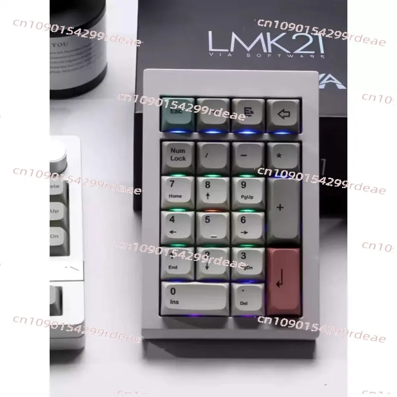 LMK21 Aluminum Mechanical Pad, 21-Key Wireless Kit with VIA Support & RGB
LMK21 Aluminum Mechanical Pad, 21-Key Wireless Kit with VIA Support & RGB