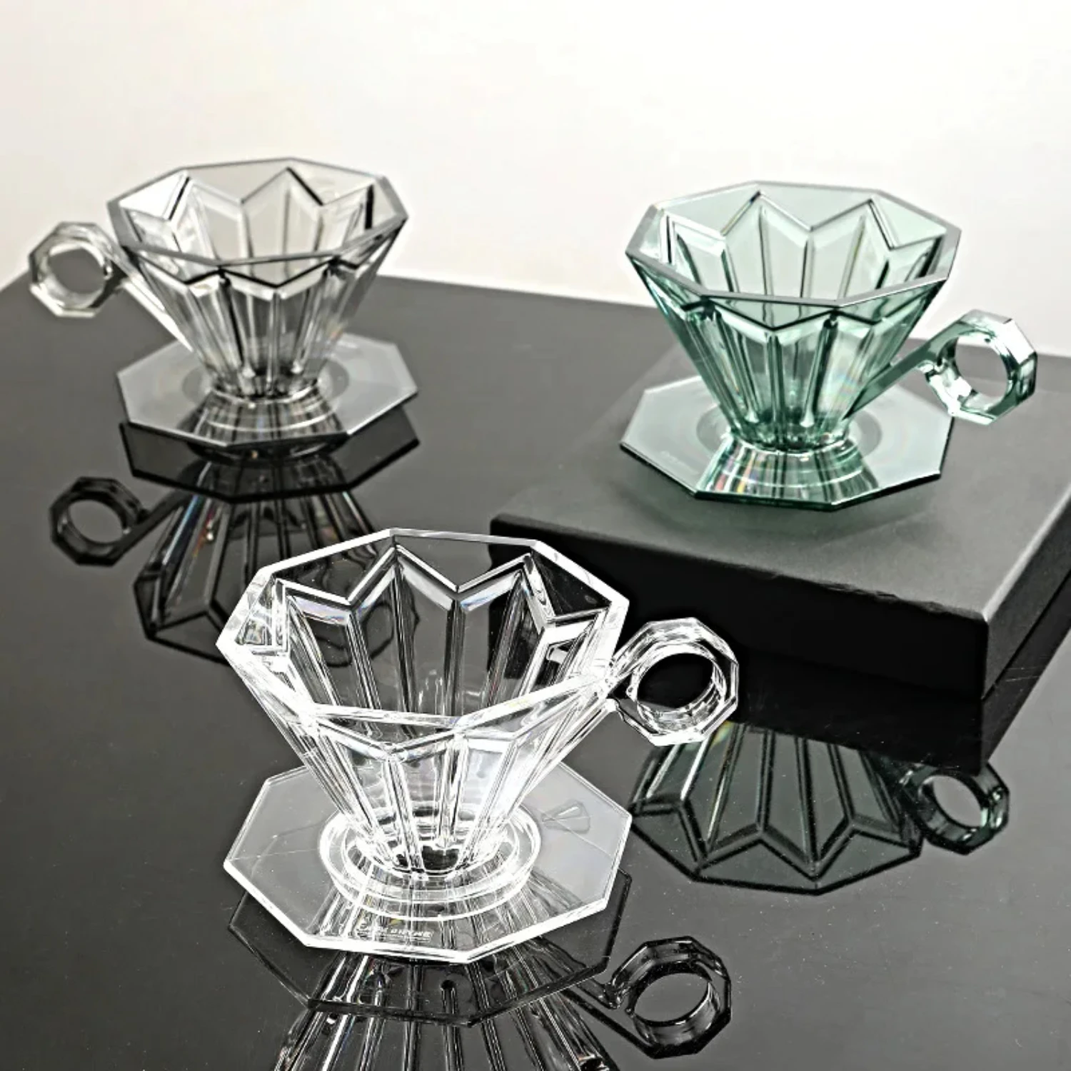 Octagonal PCTG Coffee Filter Cup Hand Brewed Coffee Pot Filter Cup Household Simple Portable Drip Tools Sharing Pot Set
Octagonal PCTG Coffee Filter Cup Hand Brewed Coffee Pot Filter Cup Household Simple Portable Drip Tools Sharing Pot Set