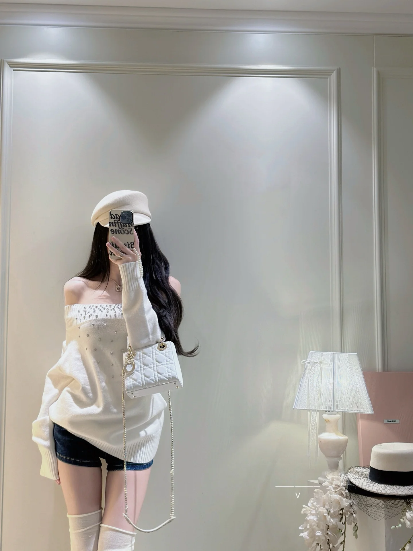 Корейский трикотажный топ на одно плечо Sle Pure Desire Thiened с джинсовыми ортами Женский комплект Faion круглый Ne Long Sve
Корейский трикотажный топ на одно плечо Sle Pure Desire Thiened с джинсовыми ортами Женский комплект Faion круглый Ne Long Sve