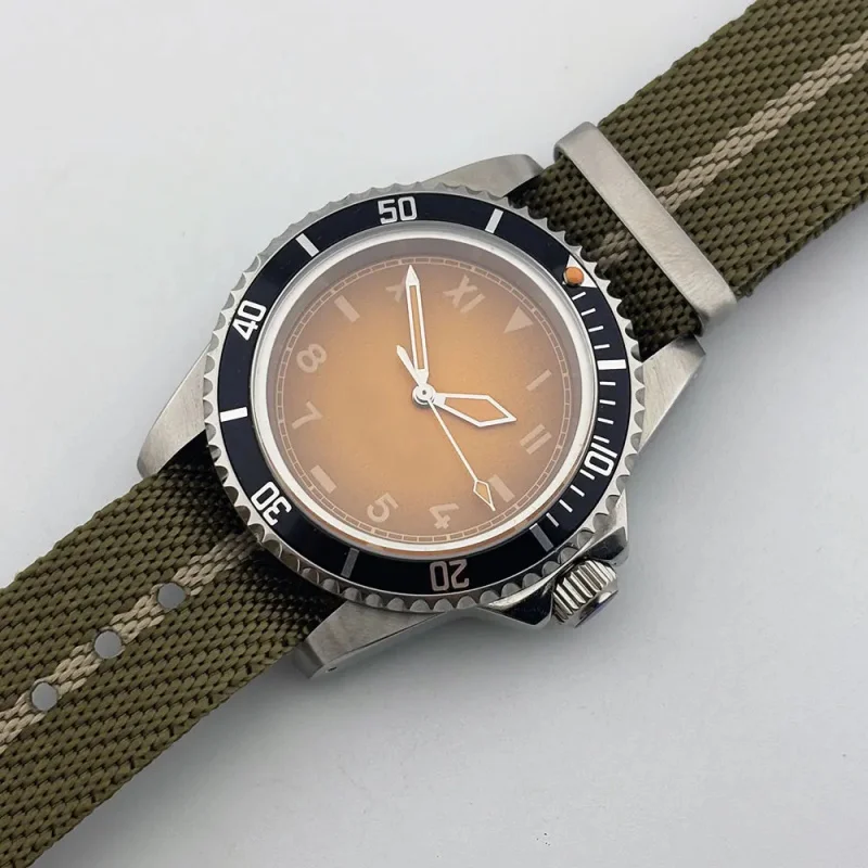 40mm Orange Watch Vintage 316L Stainless Steel Sapphire Glass Suitable for NH35 NH36 Automatic Movement 5Bar Waterproof
40mm Orange Watch Vintage 316L Stainless Steel Sapphire Glass Suitable for NH35 NH36 Automatic Movement 5Bar Waterproof