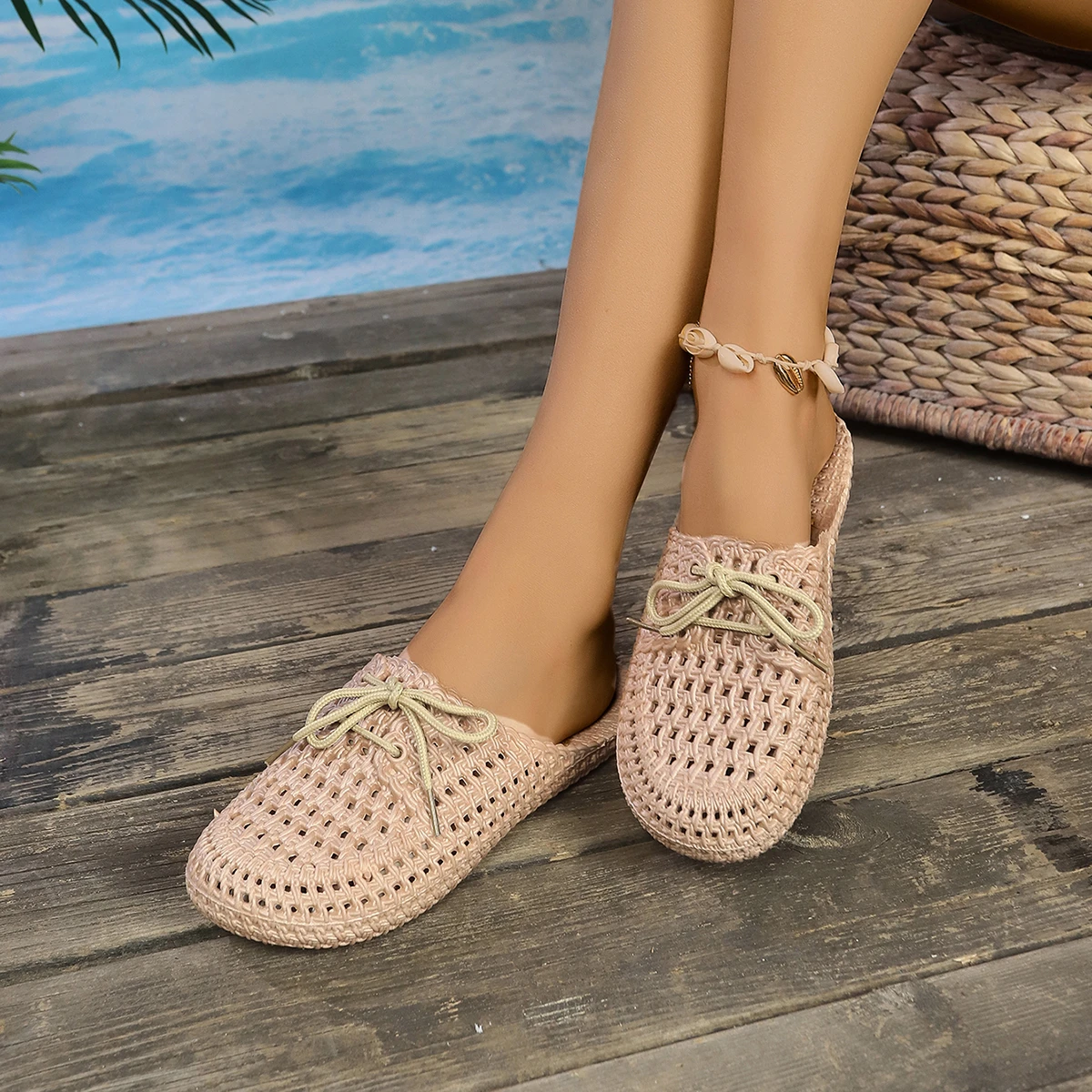 Hot-selling summer new style butterfly mesh jelly shoes for women, breathable sandals, flat bottom beach shoes
Hot-selling summer new style butterfly mesh jelly shoes for women, breathable sandals, flat bottom beach shoes
