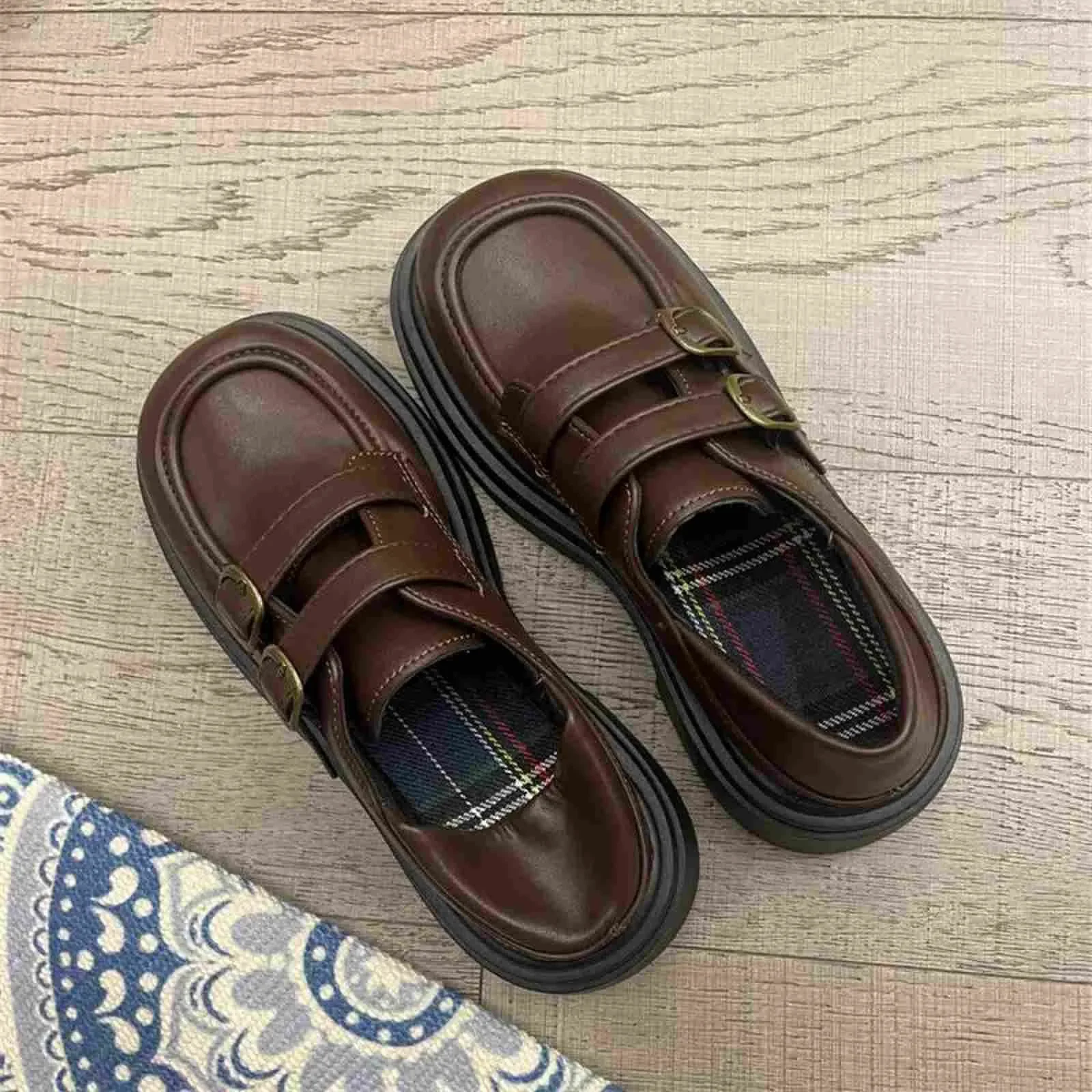 English Style Loafers Pain-Free Soft-Soled Women's Shoes Breathable Leather One-Strap Marilyn Flats Suitable for All Seasons
English Style Loafers Pain-Free Soft-Soled Women's Shoes Breathable Leather One-Strap Marilyn Flats Suitable for All Seasons