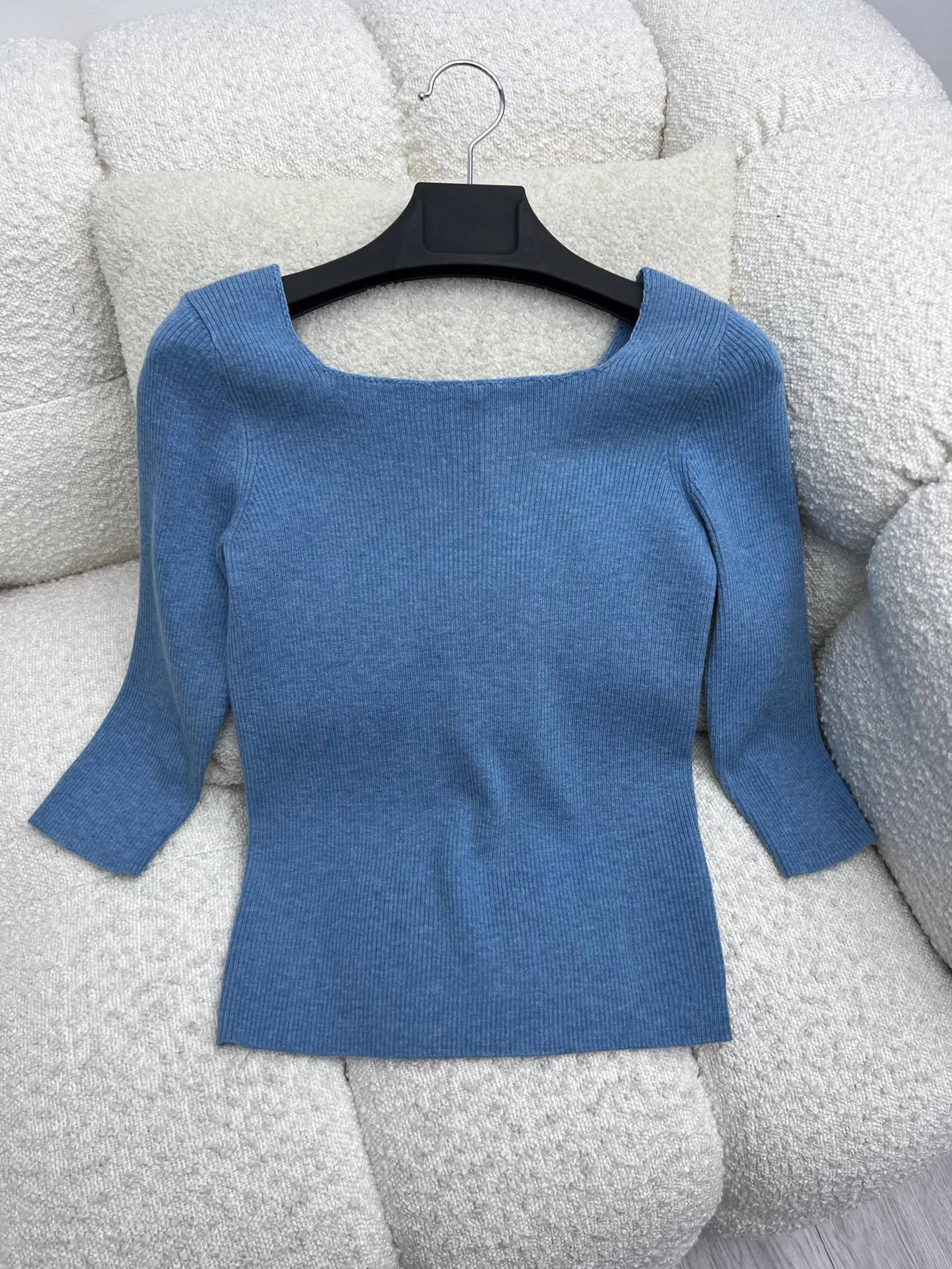 Wool Knitted Top Fashionable Elegant Soft Comfortable Casual All-Matching 2023 spring women's new hot
Wool Knitted Top Fashionable Elegant Soft Comfortable Casual All-Matching 2023 spring women's new hot