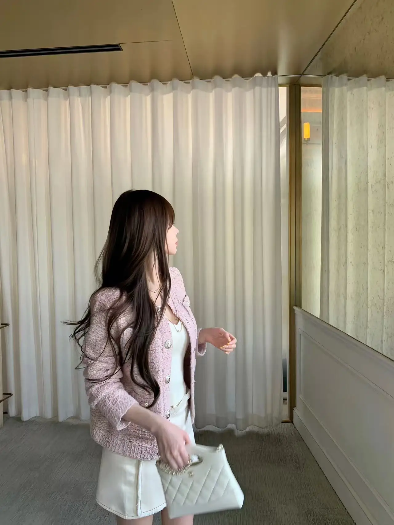 High Quality Knitted Slim Fit Casual Design Korean Style Open Cardigan Jacket Shoulder Pad Golden Buckle Short Length Women's...
High Quality Knitted Slim Fit Casual Design Korean Style Open Cardigan Jacket Shoulder Pad Golden Buckle Short Length Women's...