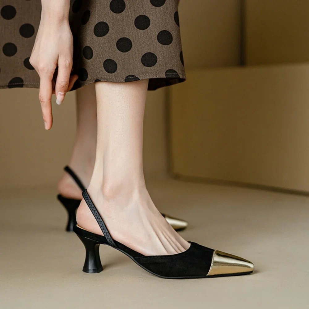 Женские сандалии больших размеров, элегантные модные туфли-лодочки на высоком каблуке с острым носком, женские слипоны, летние офисные вечерние свадебные туфли для невесты 034-12
Женские сандалии больших размеров, элегантные модные туфли-лодочки на высоком каблуке с острым носком, женские слипоны, летние офисные вечерние свадебные туфли для невесты 034-12