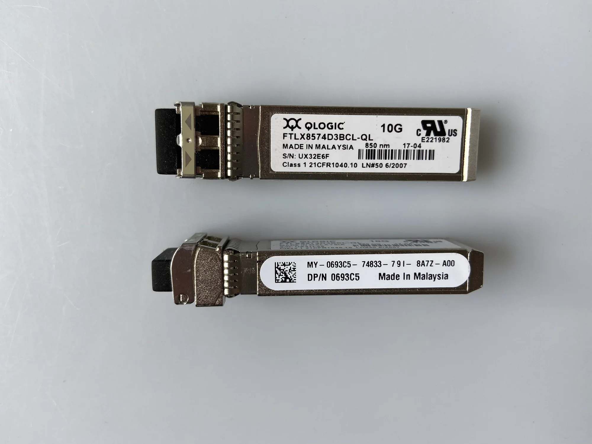 1PCS Qlogic Sfp 10g Transceiver/FTLX8574D3BCL-QL/QLOGIC 10GB 850NM SFP+/qlogic Sfp Transceiver/qle Hba Sfp
1PCS Qlogic Sfp 10g Transceiver/FTLX8574D3BCL-QL/QLOGIC 10GB 850NM SFP+/qlogic Sfp Transceiver/qle Hba Sfp