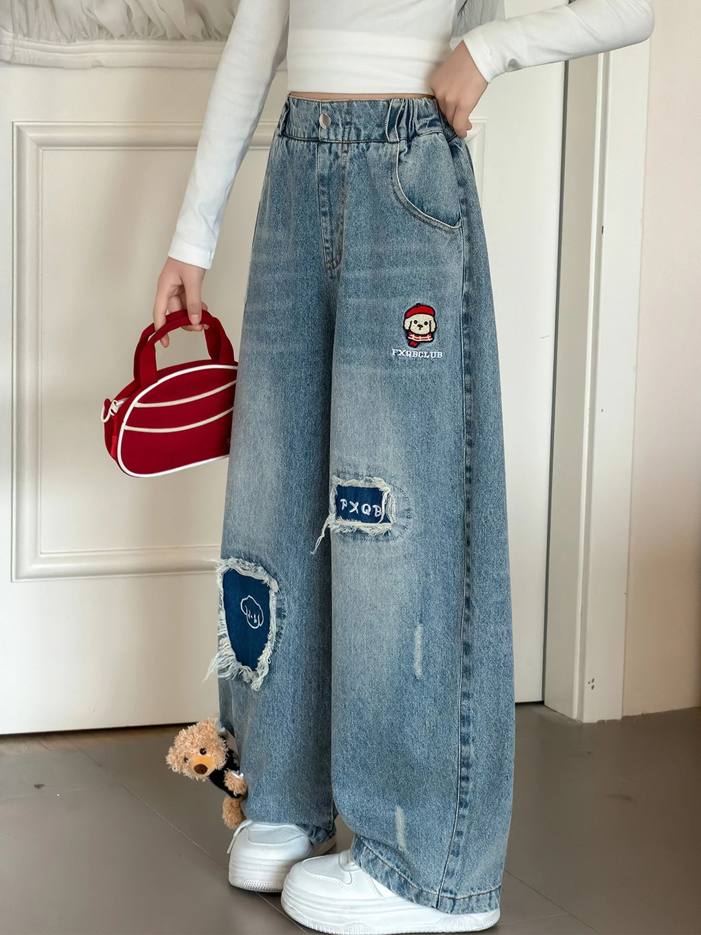 Spring Faion Denim Jeans Wide Leg Pants Girls Junior High School Students Hole Punching Casual Comfortable l Waist
Spring Faion Denim Jeans Wide Leg Pants Girls Junior High School Students Hole Punching Casual Comfortable l Waist