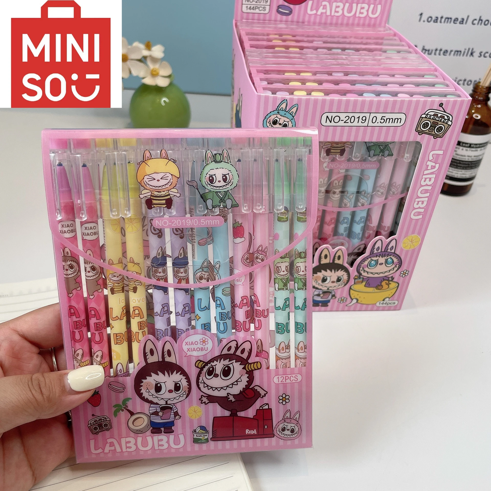 MINISO Rabbu, высокий уровень внешнего вида, стираемая милая прямая ручка с героями мультфильмов, стираемая черная нейтральная ручка
MINISO Rabbu, высокий уровень внешнего вида, стираемая милая прямая ручка с героями мультфильмов, стираемая черная нейтральная ручка