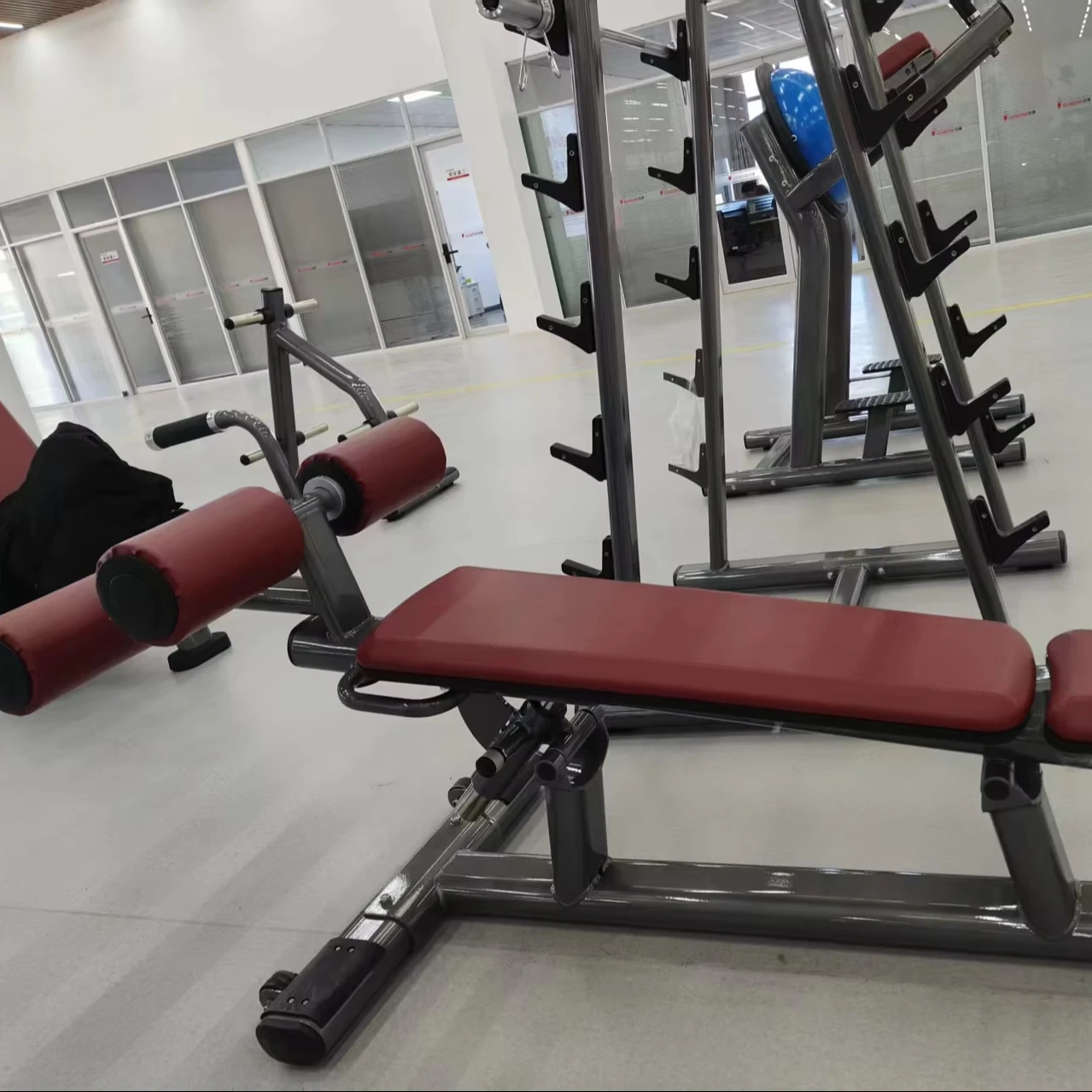 High Quality Upright Spin Bike for Home Gym Workouts Popular Fitness Product with Magnetic Brake System Made of Steel
High Quality Upright Spin Bike for Home Gym Workouts Popular Fitness Product with Magnetic Brake System Made of Steel