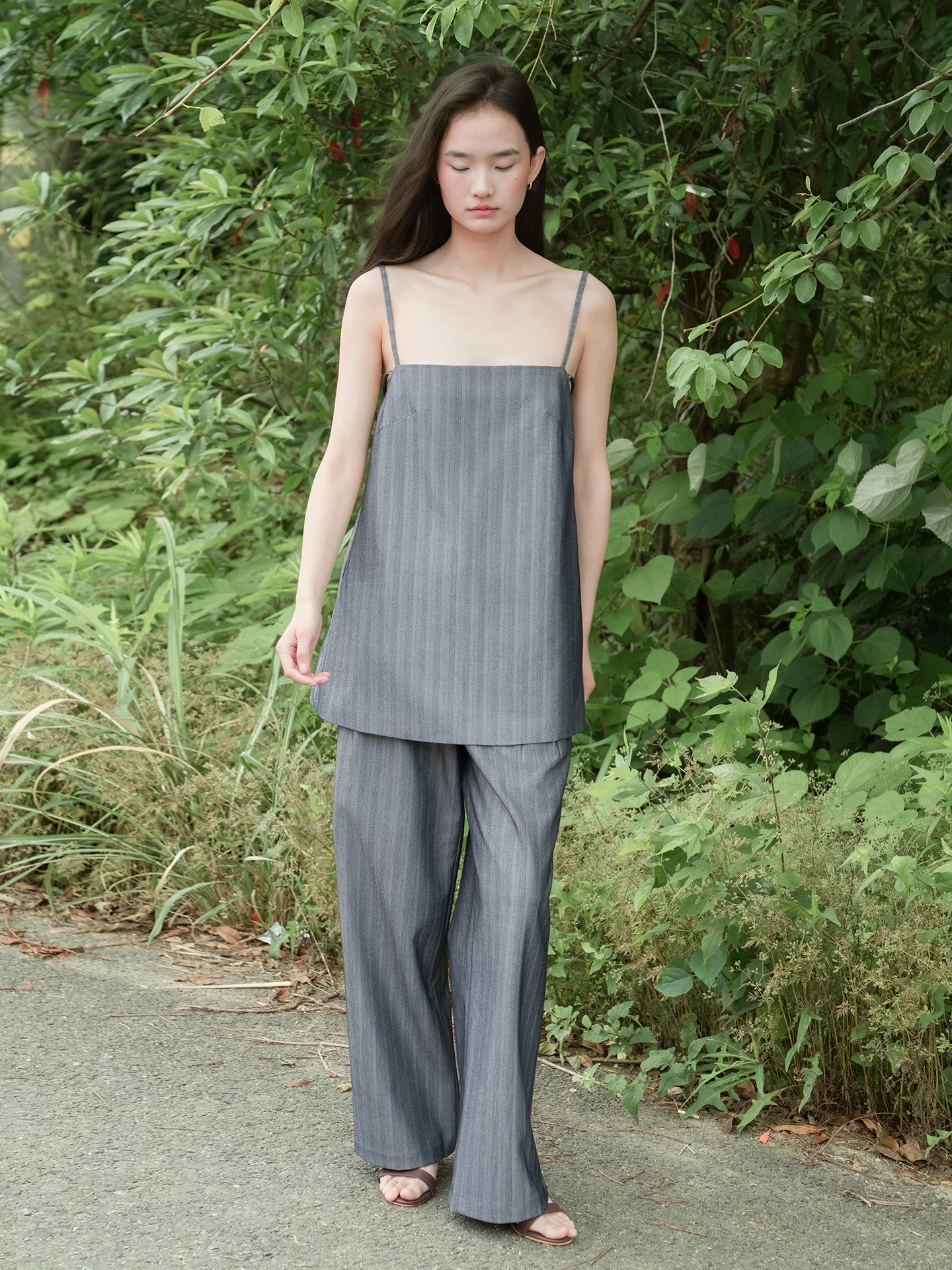 Faionable Striped Svel Top And Wide Leg Pants Women's Set Summer New Arrival High End Feeling Two Piece Ensemble
Faionable Striped Svel Top And Wide Leg Pants Women's Set Summer New Arrival High End Feeling Two Piece Ensemble