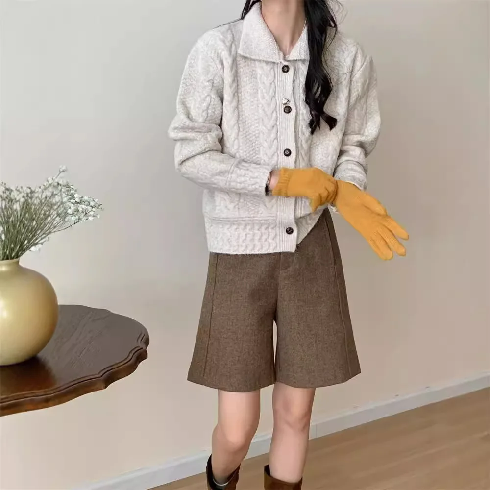 Korean Fashion Knitted Cardigan Women Single-breasted Sweater Jacket Solid Polo Neck Casual Women's Sweaters Knitwear E11147
Korean Fashion Knitted Cardigan Women Single-breasted Sweater Jacket Solid Polo Neck Casual Women's Sweaters Knitwear E11147