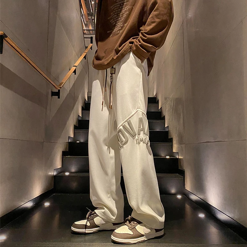 Модные американские спортивные повседневные брюки с ананасовым принтом для мальчиков-подростков, свободные длинные брюки оверсайз в винтажном стиле на весну и осень
Модные американские спортивные повседневные брюки с ананасовым принтом для мальчиков-подростков, свободные длинные брюки оверсайз в винтажном стиле на весну и осень