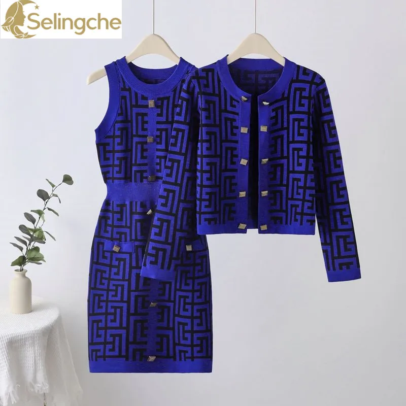 Fashionable Women's Set with Spring and Autumn Cardigan Top and Vest Temperament Dress Elegant Women's Two-piece Set
Fashionable Women's Set with Spring and Autumn Cardigan Top and Vest Temperament Dress Elegant Women's Two-piece Set