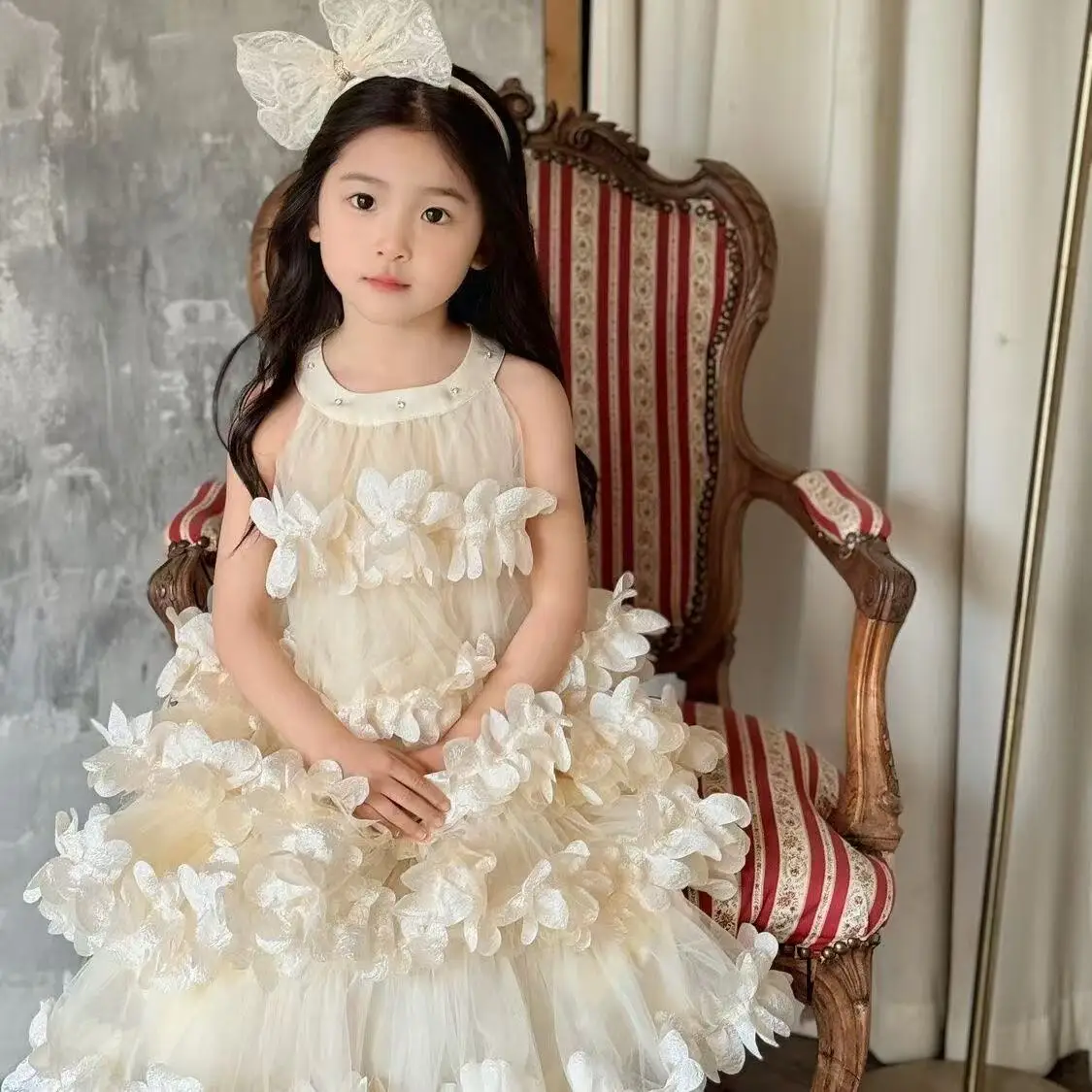 2025 Summer Girls Elegant Goth Dresss Black Sleeveless Tutu Dress Backless Off Shoulder Party Kid Dresses 3 4 5 6 7 Years Old
2025 Summer Girls Elegant Goth Dresss Black Sleeveless Tutu Dress Backless Off Shoulder Party Kid Dresses 3 4 5 6 7 Years Old