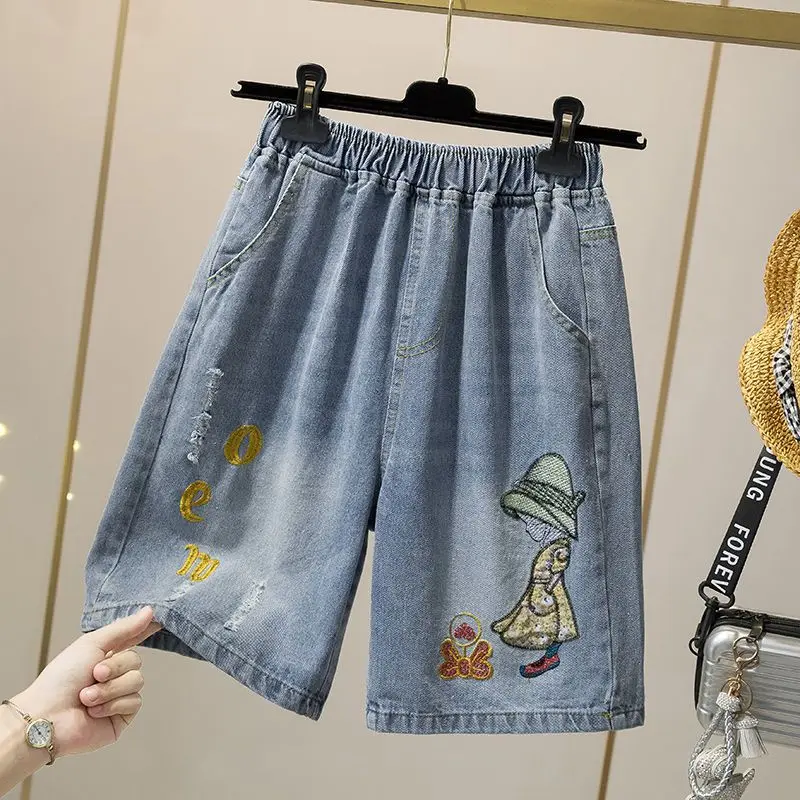 2023 Ripped Embroidered Jeans for Women Summer New Elastic Waist Loose Slimming Loose Casual Straight-Leg Short Pants
2023 Ripped Embroidered Jeans for Women Summer New Elastic Waist Loose Slimming Loose Casual Straight-Leg Short Pants