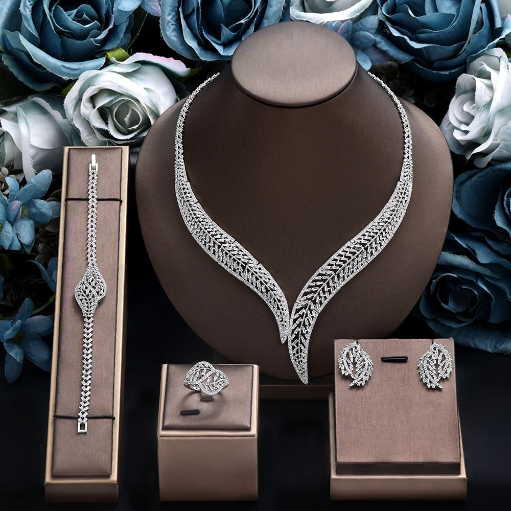 2024 wholesale UAE Bridal Jewelry Sets New Fashion Dubai Jewelry Set For Women Wedding Party Accessories Design
2024 wholesale UAE Bridal Jewelry Sets New Fashion Dubai Jewelry Set For Women Wedding Party Accessories Design