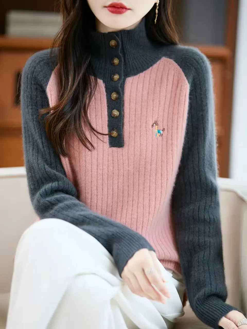 Autumn Winter New Pony Embroidery Wool Knitted Pullover Women's Elegant Mock Neck Long Sleeve Sweater Sweet Versatile Tops
Autumn Winter New Pony Embroidery Wool Knitted Pullover Women's Elegant Mock Neck Long Sleeve Sweater Sweet Versatile Tops
