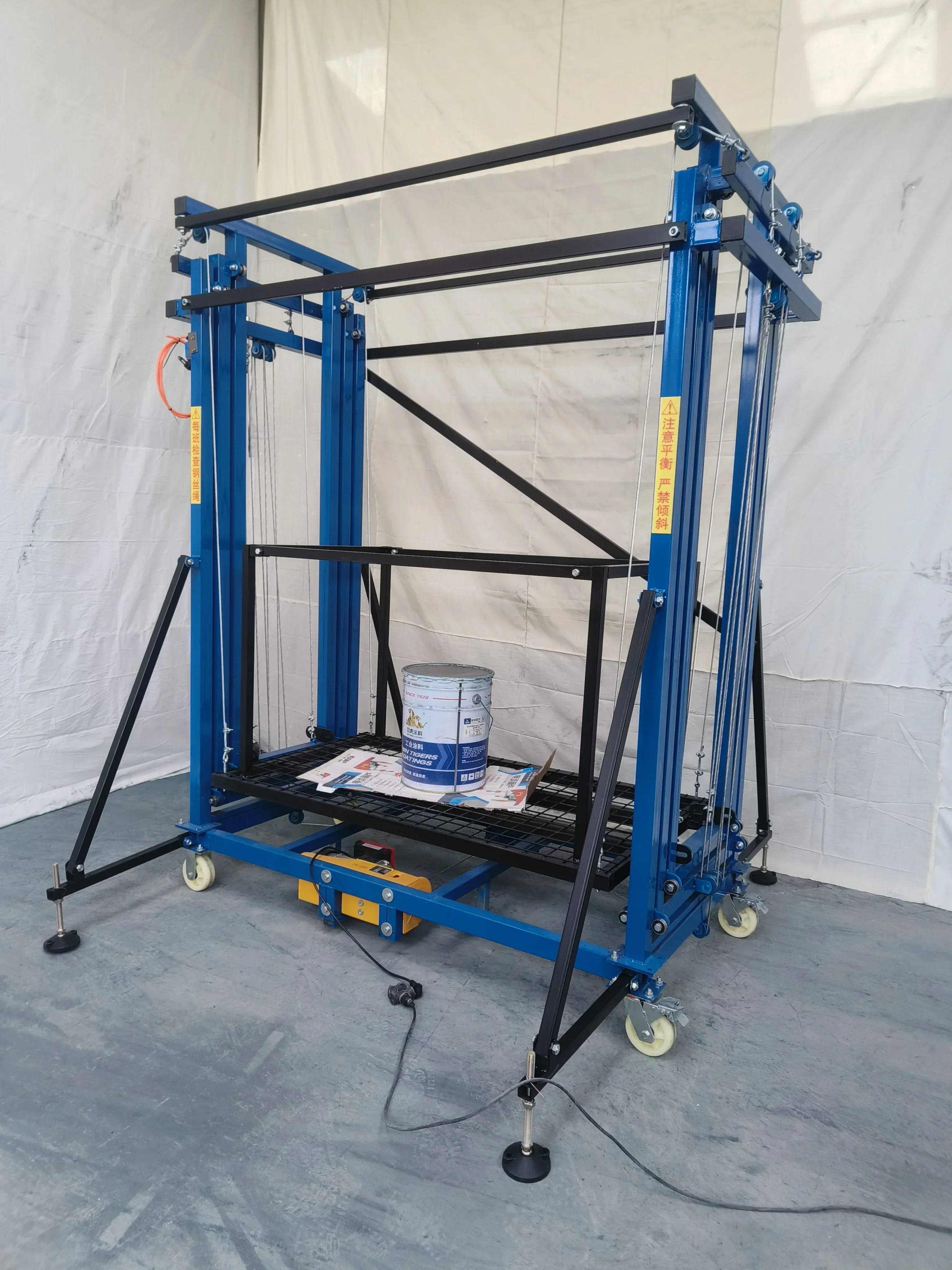 Hot SalesElectric Scaffolding Remote Control Lifting Foldable Multifunctional Mobile And Construction Load-bearing Climbing Plat
Hot SalesElectric Scaffolding Remote Control Lifting Foldable Multifunctional Mobile And Construction Load-bearing Climbing Plat