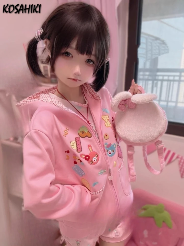 Japanese Kawaii Cute Cartoon Embroidery Women's Coats Plaid Patchwork Grunge Hooded Jacket 2025 Autumn Loose Sweet Pocket Tops
Japanese Kawaii Cute Cartoon Embroidery Women's Coats Plaid Patchwork Grunge Hooded Jacket 2025 Autumn Loose Sweet Pocket Tops