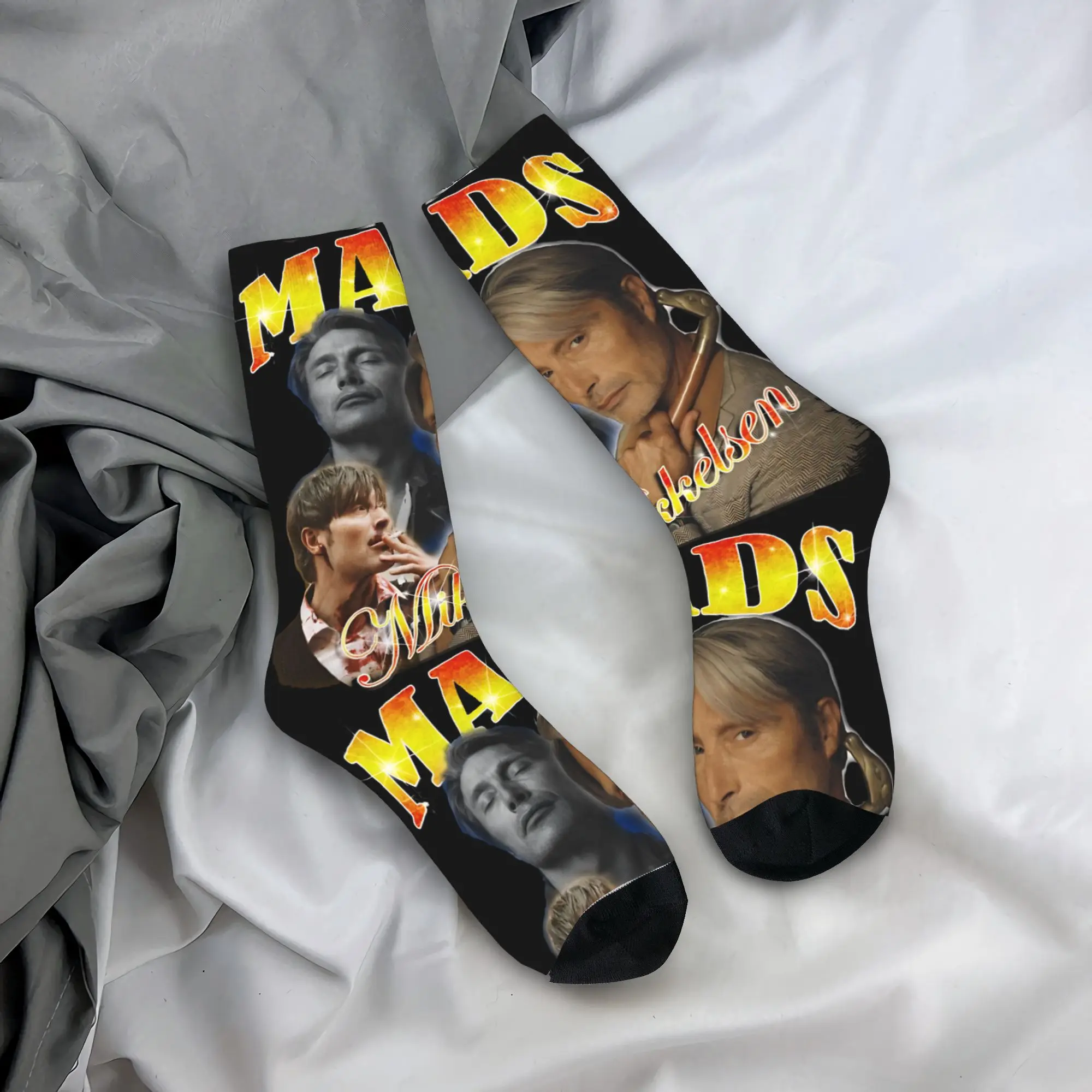 Mads Mikkelsen Датский актор Плакат Носки Антибактериальные чулки Мужские качественные спортивные носки для бега Осенние носки в стиле Харадзюку
Mads Mikkelsen Датский актор Плакат Носки Антибактериальные чулки Мужские качественные спортивные носки для бега Осенние носки в стиле Харадзюку