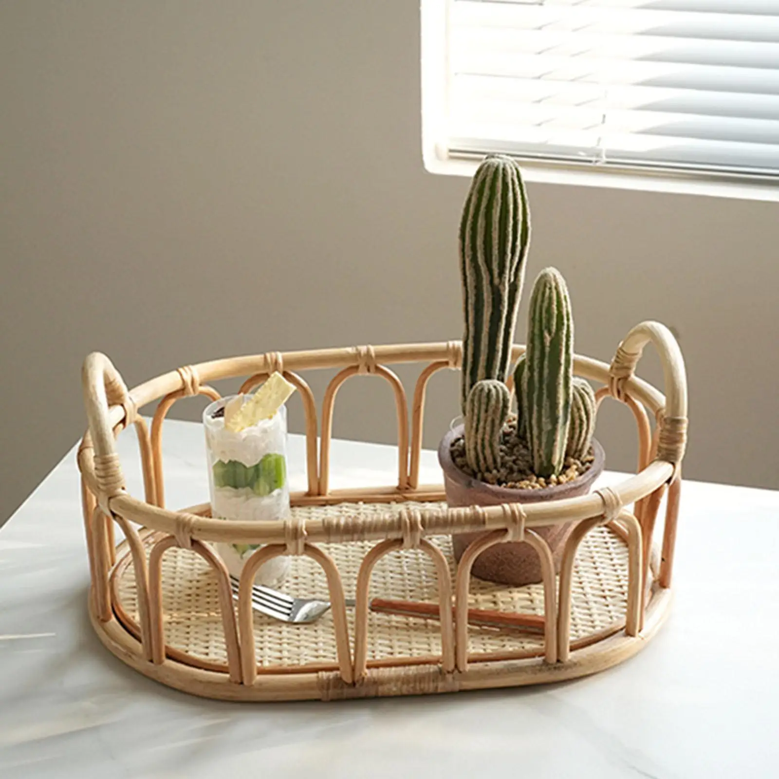 Rattan Woven Basket Oval Fruit Serving Tray with Handle Desktop Storage Box for Fruits Sundries Snacks Kitchen Counter Organizer
Rattan Woven Basket Oval Fruit Serving Tray with Handle Desktop Storage Box for Fruits Sundries Snacks Kitchen Counter Organizer