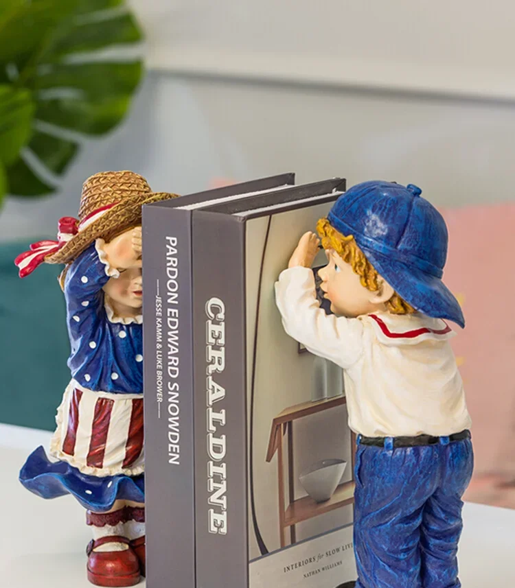 Children's room ornaments Nordic light luxury boys' bedroom room decorations Boys and girls home accessories creative European
Children's room ornaments Nordic light luxury boys' bedroom room decorations Boys and girls home accessories creative European
