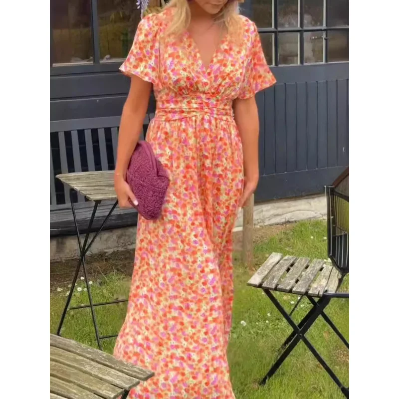 sheinNew Women's Fashion Elegant Printed Waist-CinchingVLong Dress with Collar
sheinNew Women's Fashion Elegant Printed Waist-CinchingVLong Dress with Collar