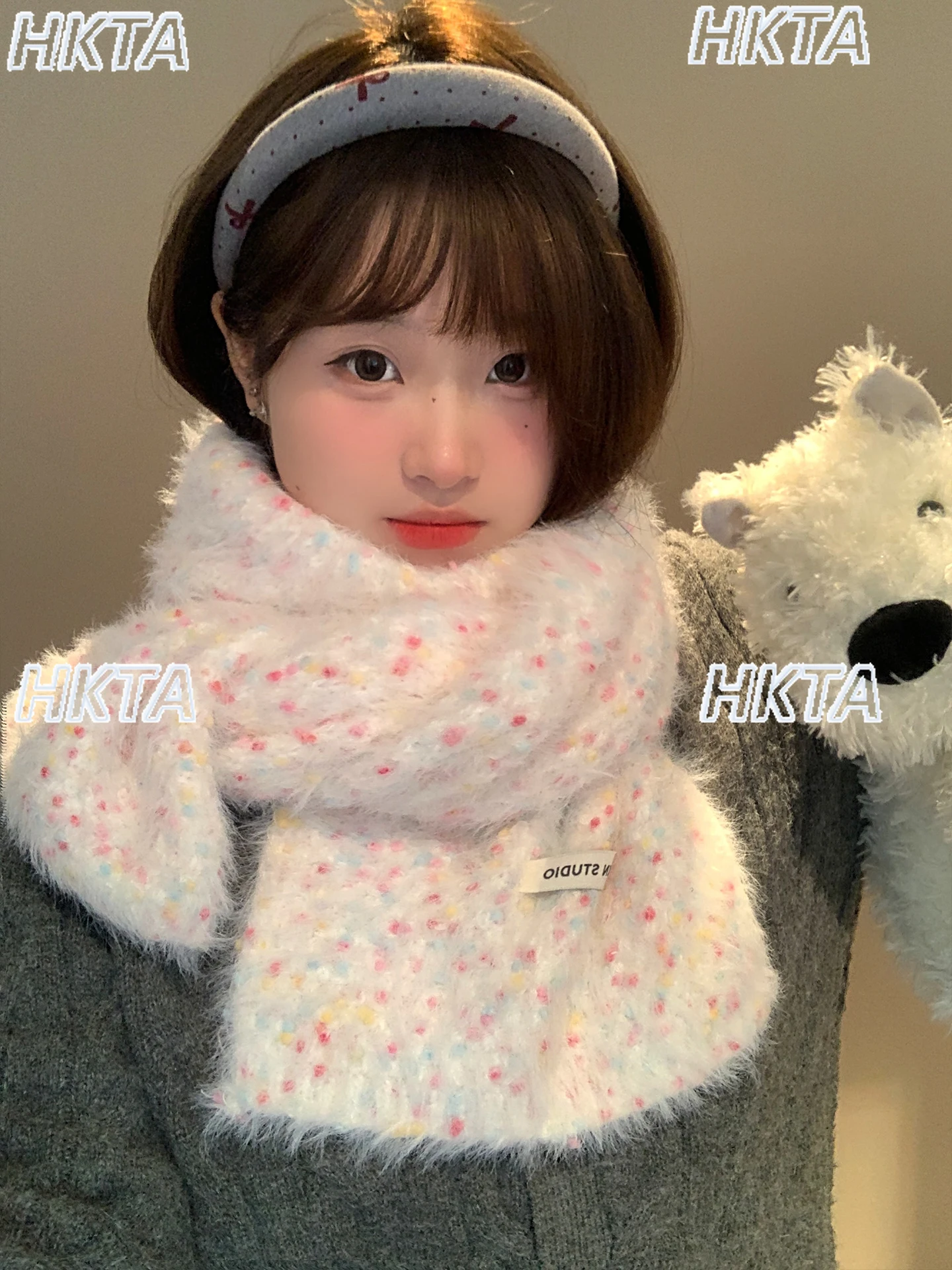 Korean Colored Jelly Beans Imitation Mink Soft Waxy Scarf Autumn Winter Sweet Protection Students Plush Warm White Scarves Women
Korean Colored Jelly Beans Imitation Mink Soft Waxy Scarf Autumn Winter Sweet Protection Students Plush Warm White Scarves Women