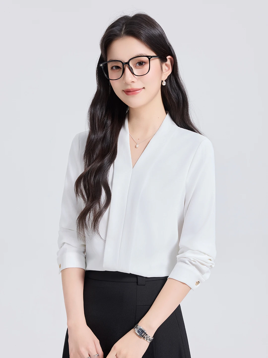 Elegant Slimming Business Shirt Women's Spring Summer Design Straight Cut Long Sleeve V-Neck Commute Style Professional Workwear
Elegant Slimming Business Shirt Women's Spring Summer Design Straight Cut Long Sleeve V-Neck Commute Style Professional Workwear