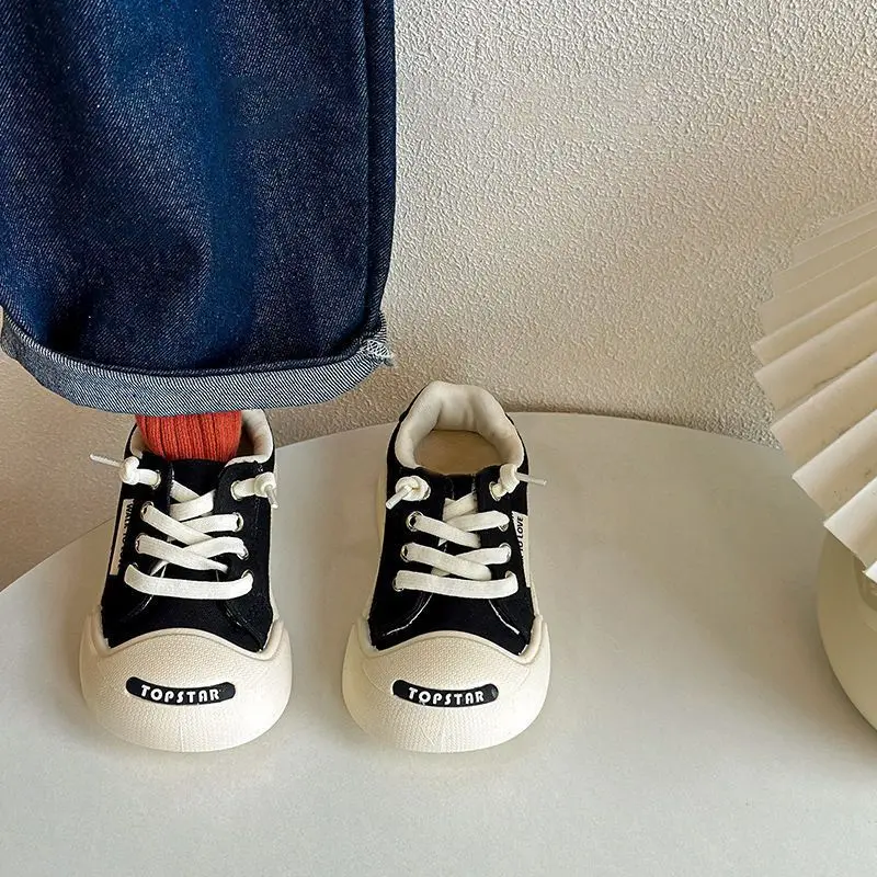 New Children's Flat Canvas Shoes for Boys and Girls Casual Sneakers Kids Outdoor Sports Shoes Student Toddlers Non-slip Walking
New Children's Flat Canvas Shoes for Boys and Girls Casual Sneakers Kids Outdoor Sports Shoes Student Toddlers Non-slip Walking
