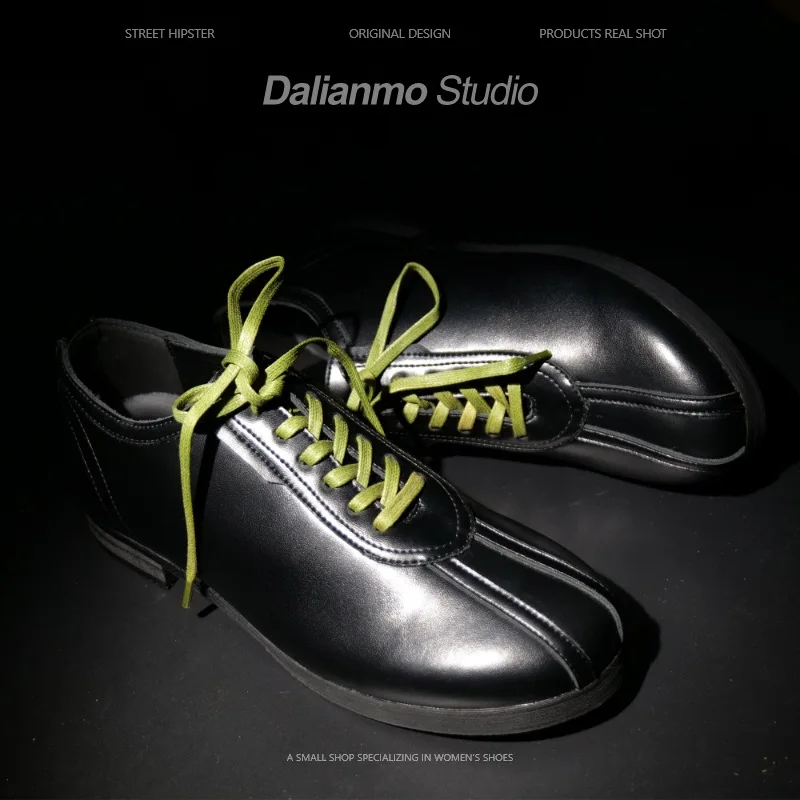 Trendy brand black leather German training shoes for men and women breathable retro old lazy cowhide shoes
Trendy brand black leather German training shoes for men and women breathable retro old lazy cowhide shoes