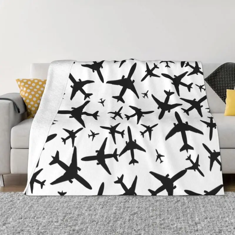 Random Airplanes Pattern Blankets Comfortable Soft Flannel Winter Aviation Fighter Pilot Throw Blanket for Sofa Home Bedroom
Random Airplanes Pattern Blankets Comfortable Soft Flannel Winter Aviation Fighter Pilot Throw Blanket for Sofa Home Bedroom