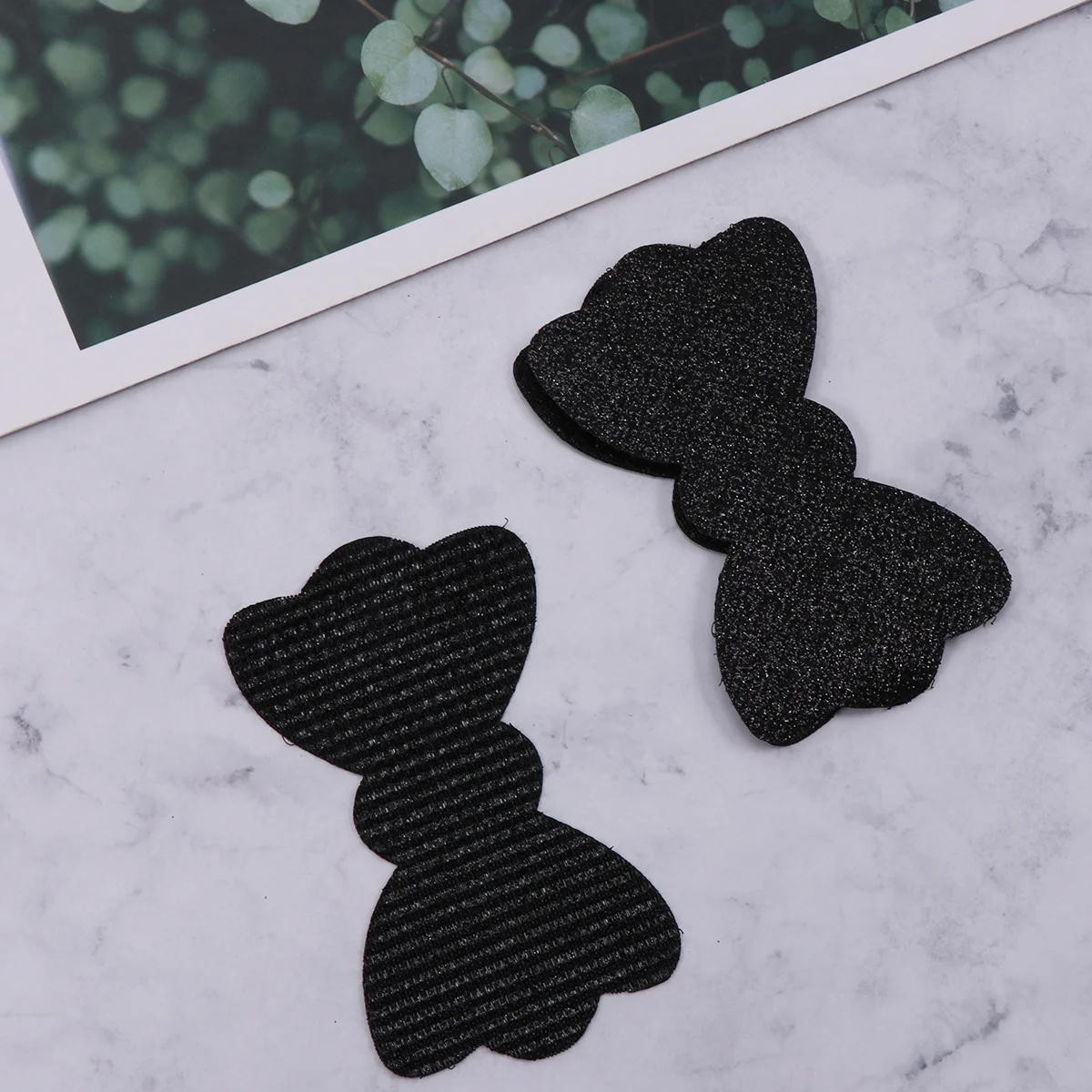 10pcs Fringe Sticker Seamless Non-Metal Elastic Holders For Thick Workout Safe Easy On Off Portable Hair Styling Tool Hair Bang
10pcs Fringe Sticker Seamless Non-Metal Elastic Holders For Thick Workout Safe Easy On Off Portable Hair Styling Tool Hair Bang