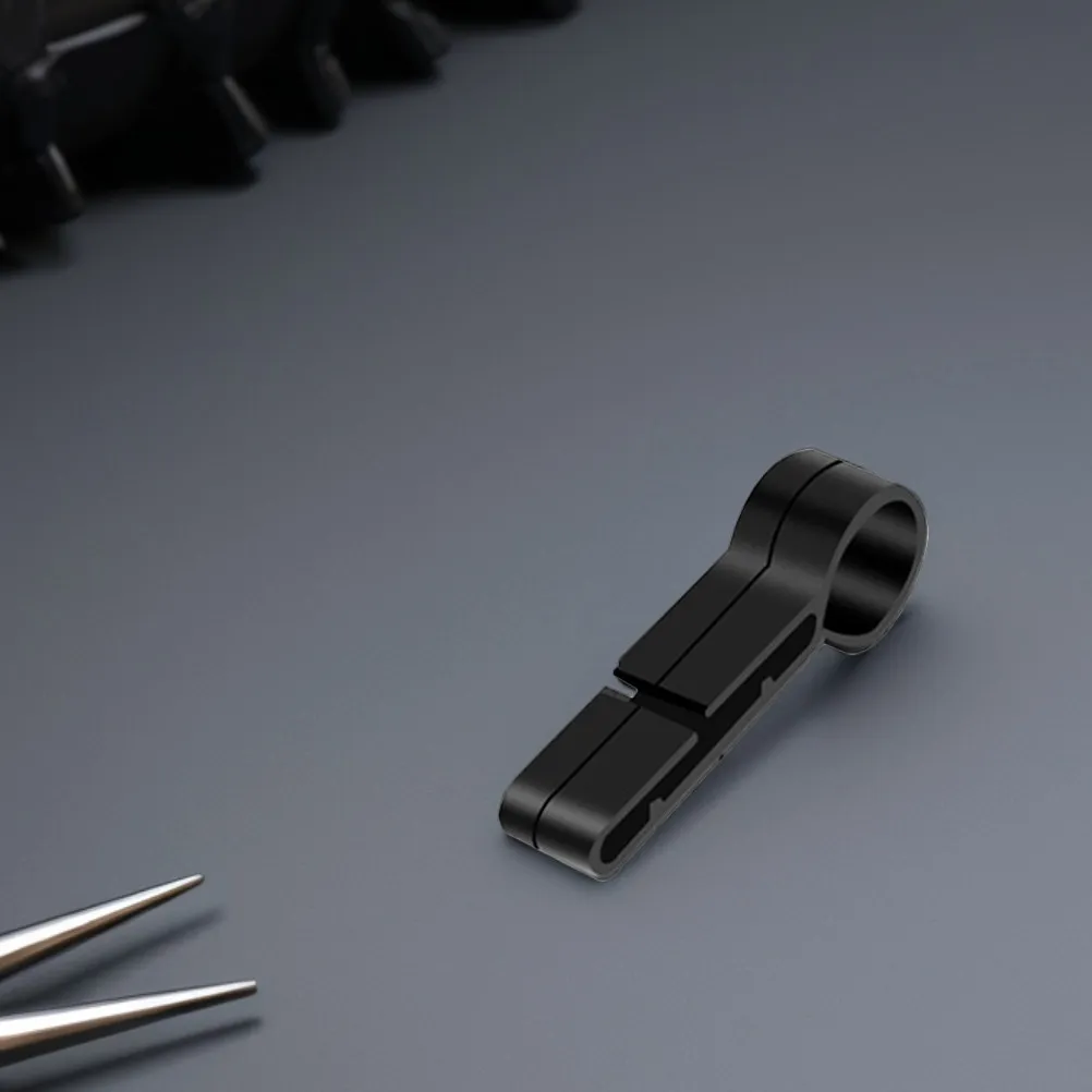 20 шт. Защитные зажимы для налобных фонарей, противоскользящие крепления для касок, надежные держатели для фонарей для строительных и наружных работ
20 шт. Защитные зажимы для налобных фонарей, противоскользящие крепления для касок, надежные держатели для фонарей для строительных и наружных работ