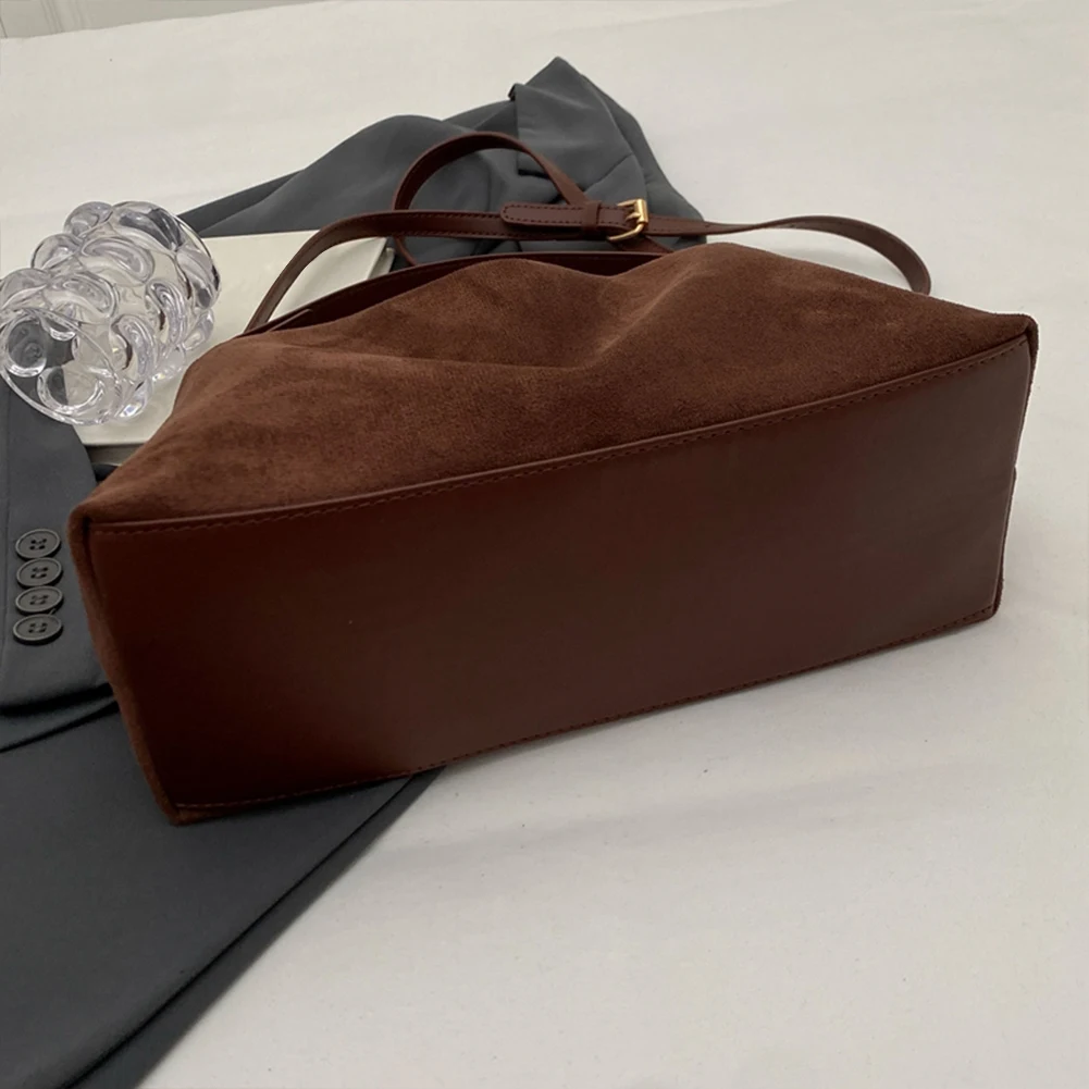 Women Suede Handbag With Inner Pocket Crossbody Bag Adjustable Strap Satchel Purse Zipper Clutch Purse for Work Travel
Women Suede Handbag With Inner Pocket Crossbody Bag Adjustable Strap Satchel Purse Zipper Clutch Purse for Work Travel